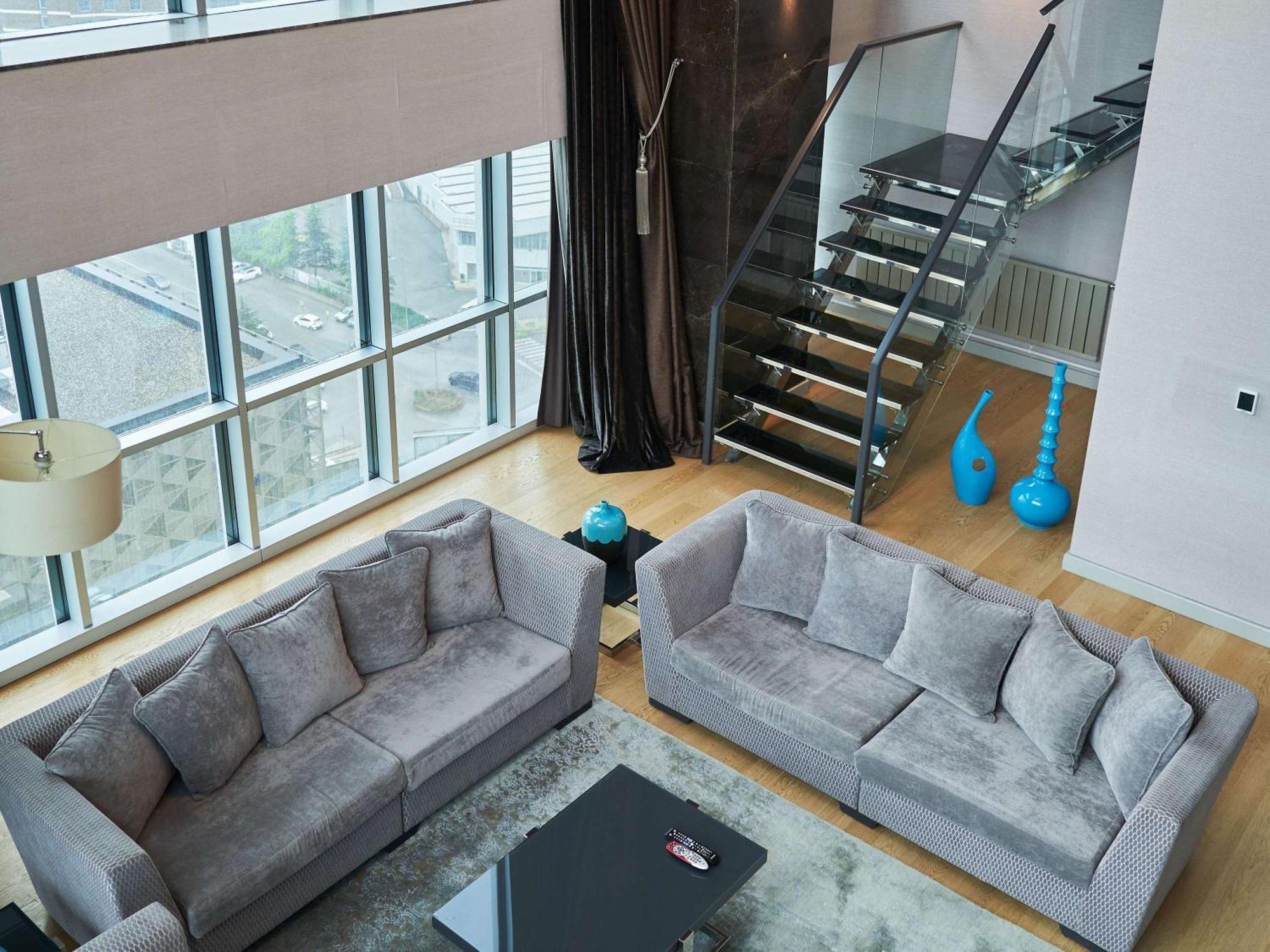 Downtown Ankara Hotel Екстер'єр фото A living room in a duplex apartment